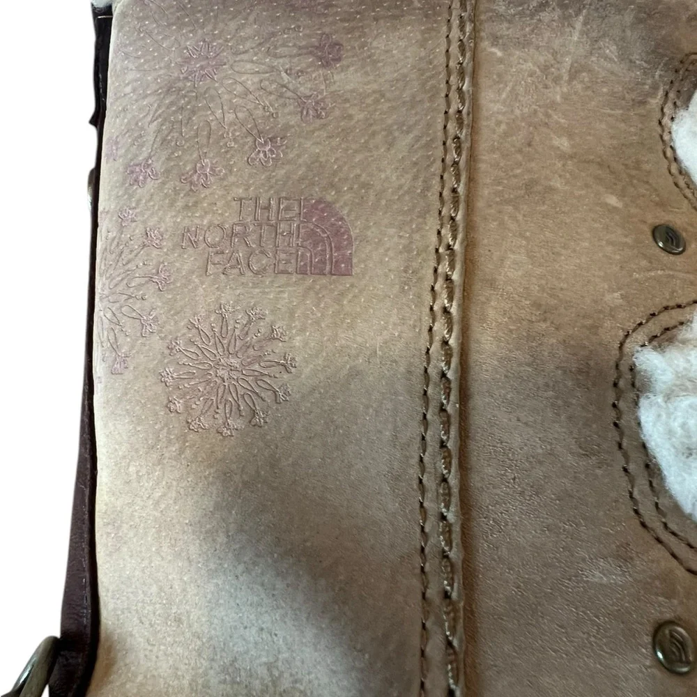 The North Face Tan and Brown Winter Boots with Fur Trim Size 6.5